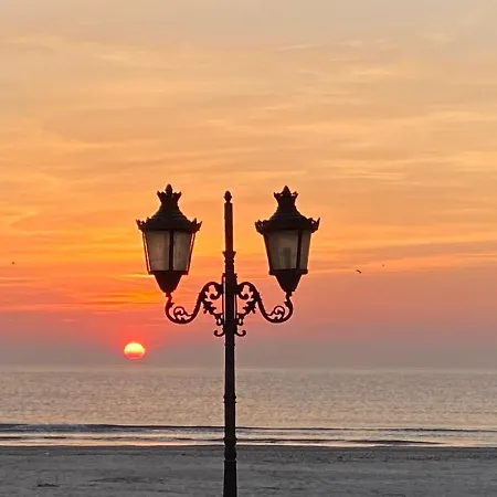 Stefan Mamaia Nord Apartment *